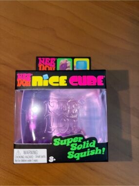 *NEW* NeeDoh Nice Cube Super Solid Squish - purple (1)
